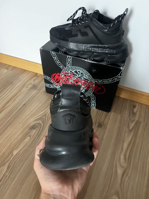 Versace chain reaction tripple black