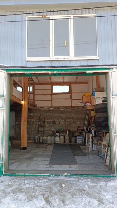 Гараж продам недоделанный двухэтажный