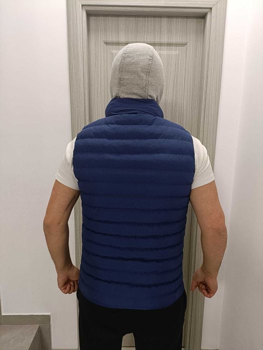 Vesta dsquared2 barbati marimea M cu gluga detasabila