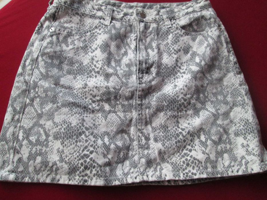 fusta scurta  denim  40