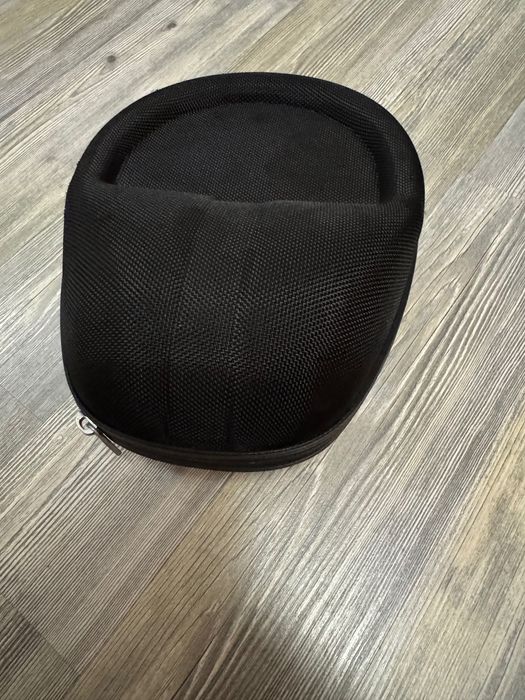 JBL безжични слушалки