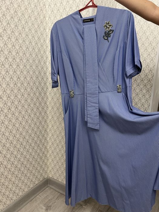 Продам женское платье