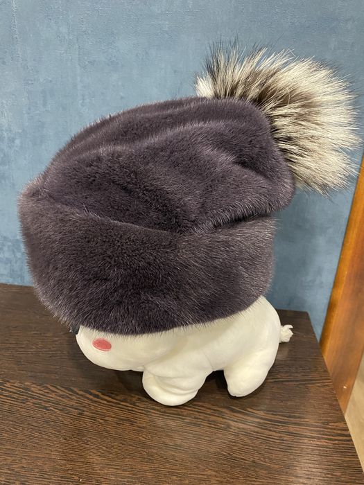 Продам норковую шапку.