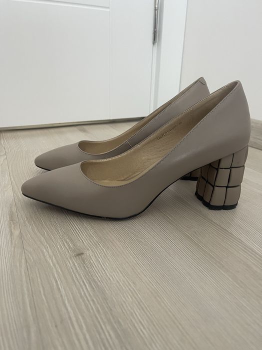 Vand pantofi Luca di gioia