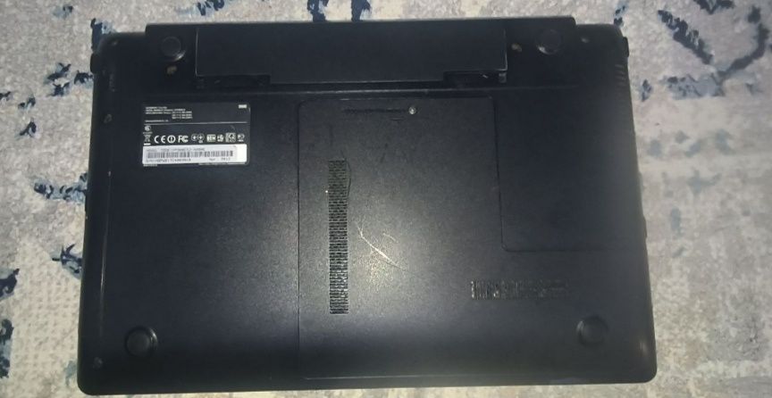 Ноутбук Samsung 15.6