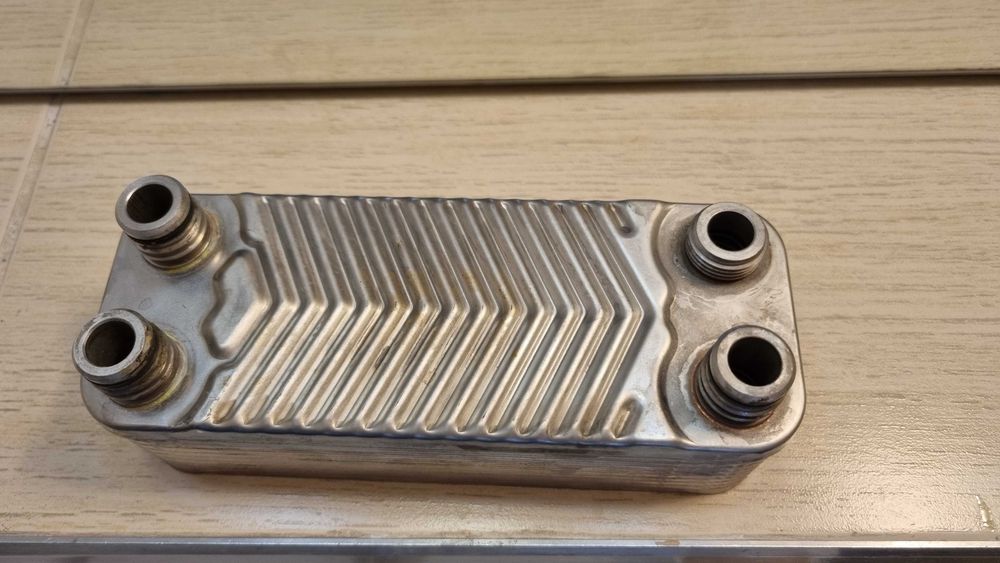 Schimbator in placi dublu centrala termica Vaillant turbotec 20 placi