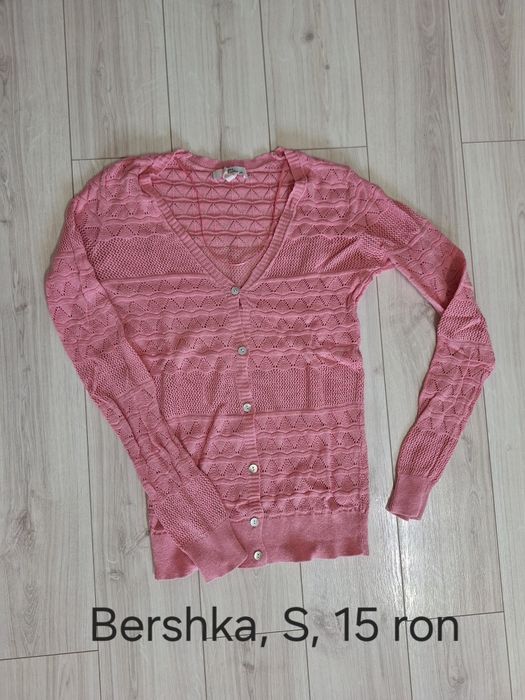 Lot bluze Bershka, marime S