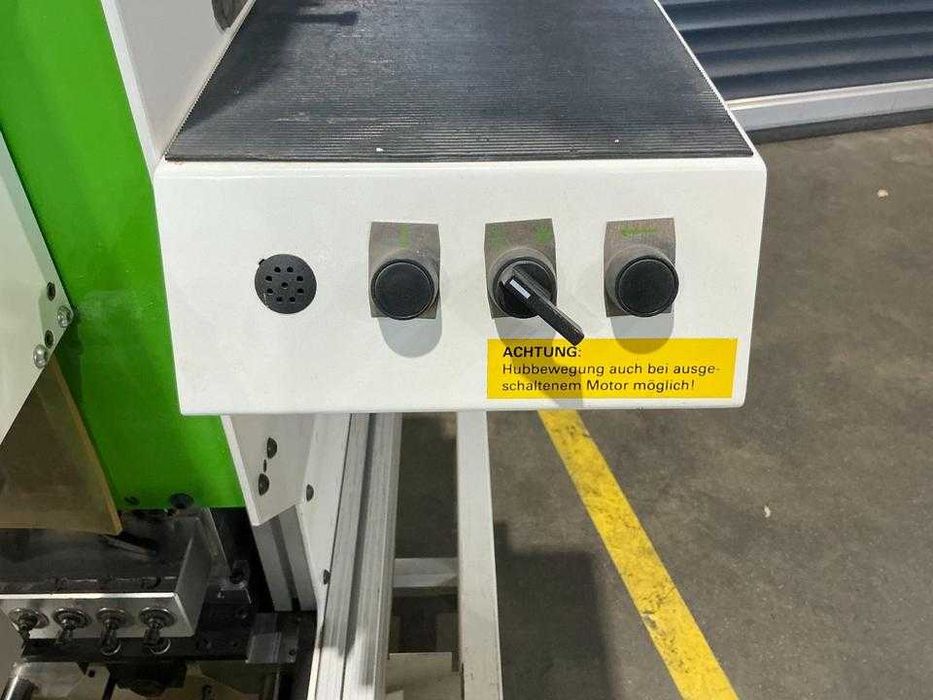 Многошпинделна пробивна машина Grass Multipress 21/5