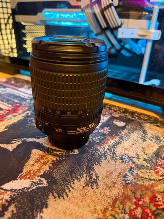 Obiectiv Nikon 18-105