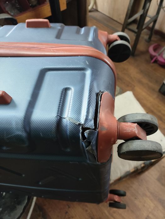 Ремонт чемоданов