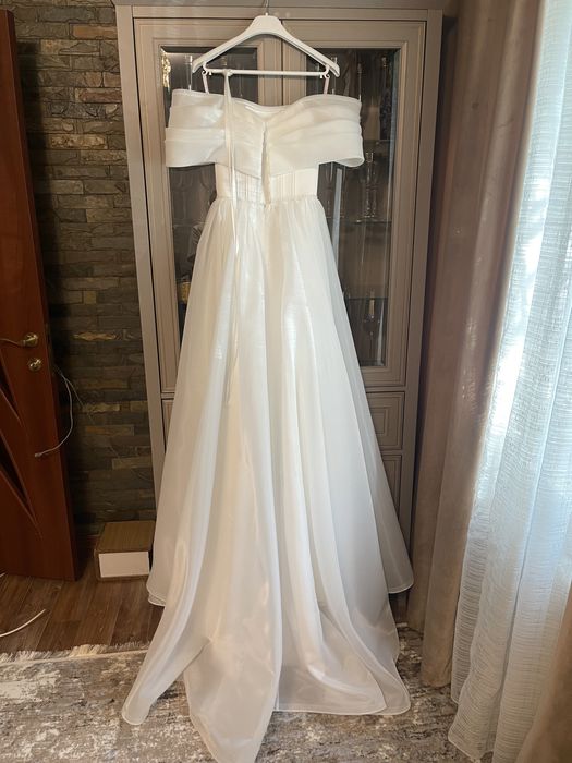 Продам свадебное платье