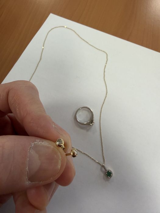 Colier cu diamante si smarald / inel cu diamante / cercei cu diamante