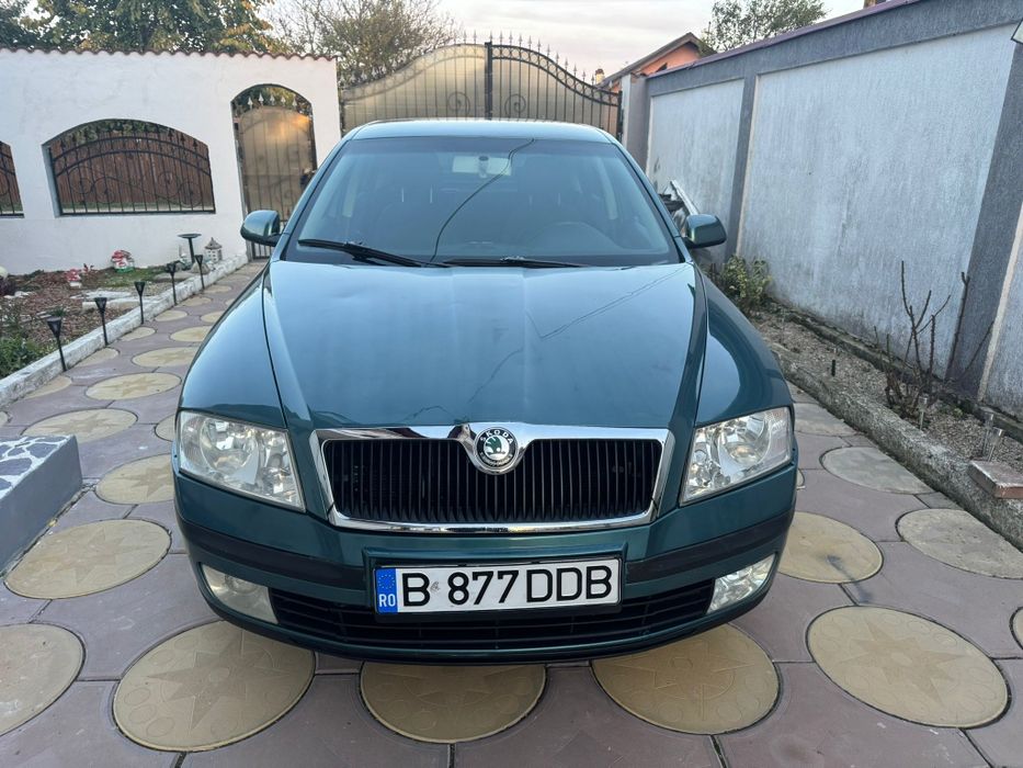 Vând skoda Octavia 2 1.6benzina