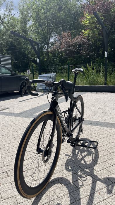 Шосеен велосипед оригинално Pinarello dogma f10 disc