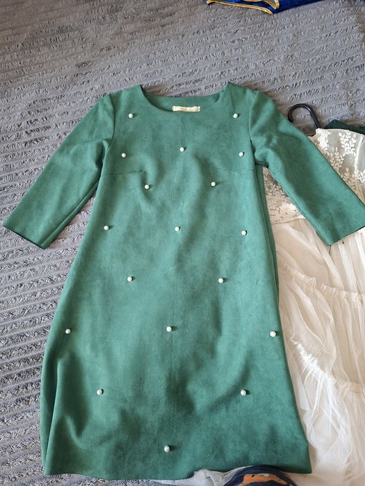 Продам подростковые платья