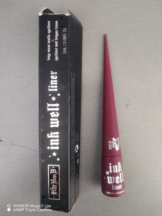 Kat Von D сенки за очи и очна линия