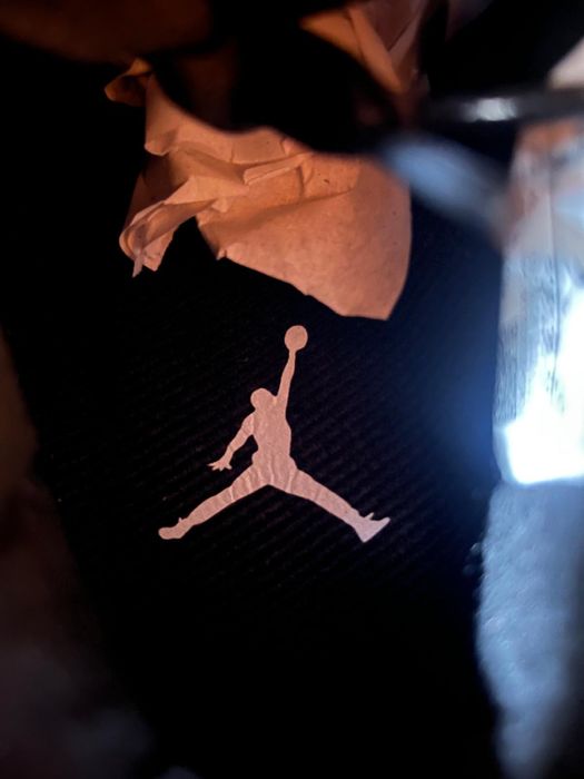 Jordan 4 White Thunder