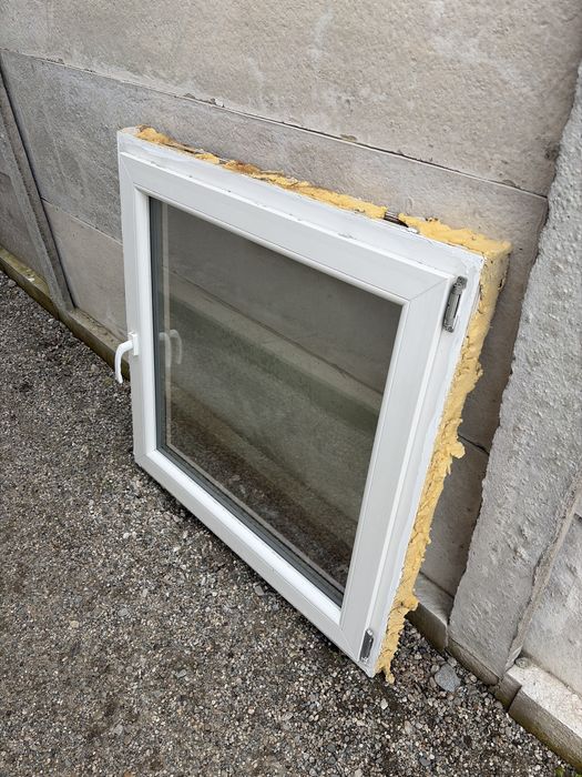 Vand doua ferestre Qfort dimensiuni 1000/1000mm
