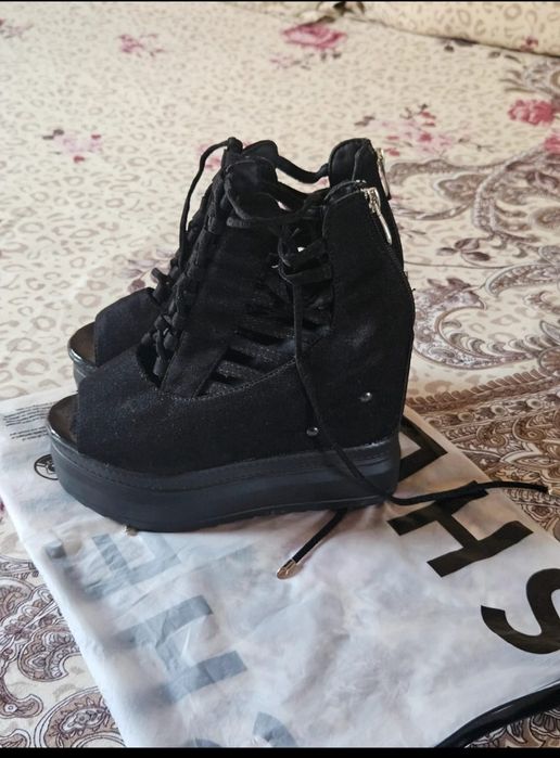 Sandale de damă negre