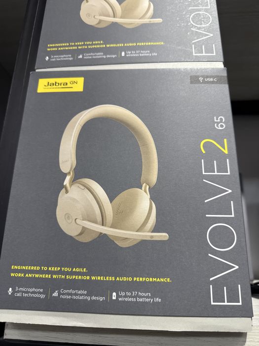 Jabra evolve2 65 беспроводня гарнитура,наушники для звонков с шумоп.