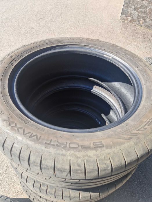 235 55 18 летни Dunlop гуми използвани