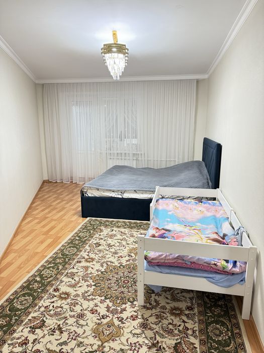 Продам 4 к.кв в 11 мкр