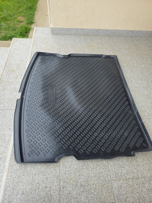 Tavita portbagaj Renault Megane 4 Combi