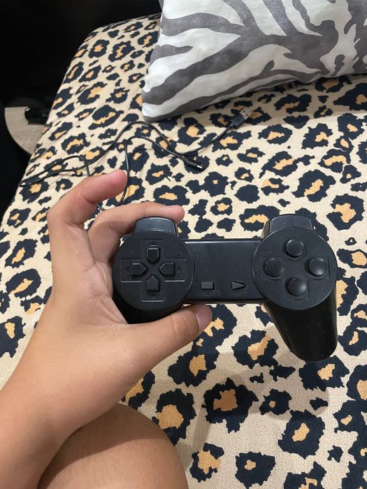 Игра конзола ретро