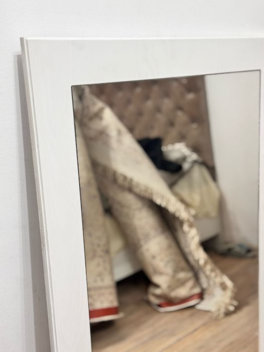 Продам зеркало в МДФ-рамке