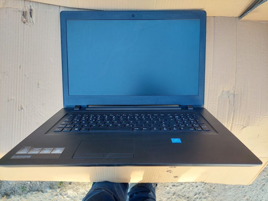 Laptop Lenovo V110 display spart