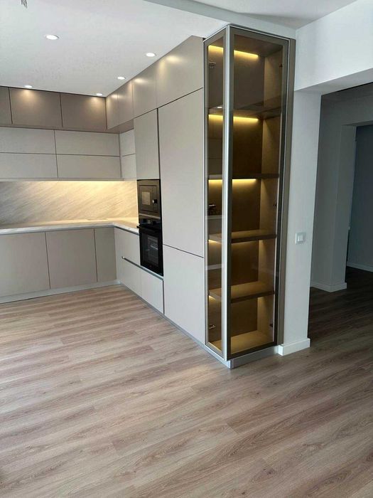 PENTHOUSE DE ÎNCHIRIAT –TÂRGU MUREȘ | 172 mp construiți | 111 mp utili | 2 locuri de parcare |