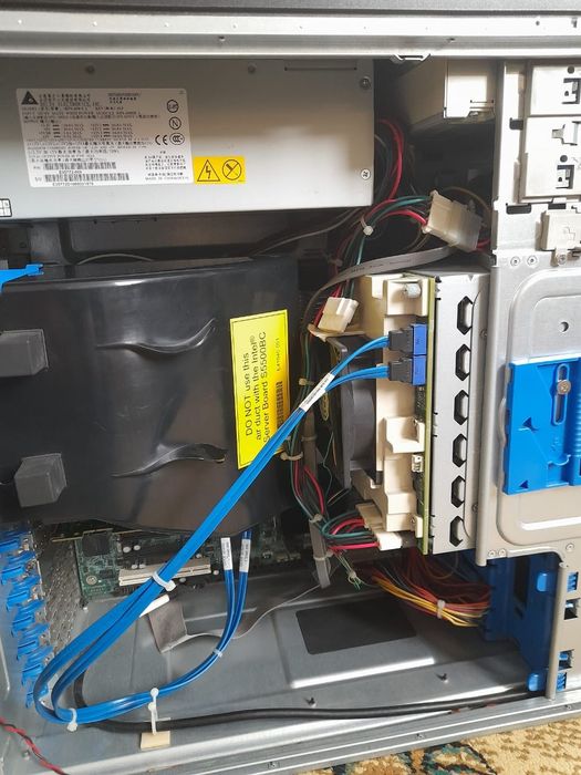 Сервер Intel, 2 процессора