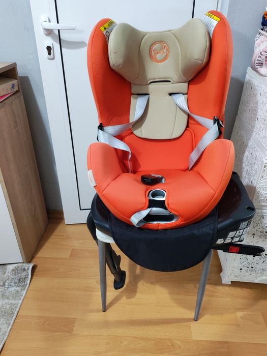 Столче за кола Sirona i-size 9-18кг