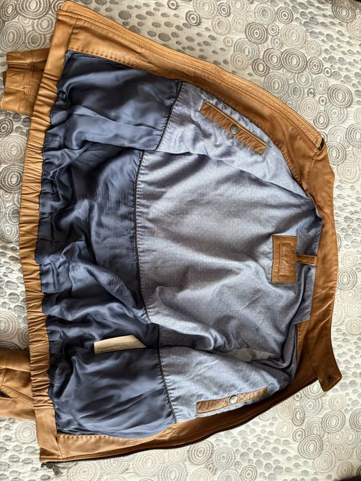 Кожено яке на Massimo Dutti - естесвена кожа