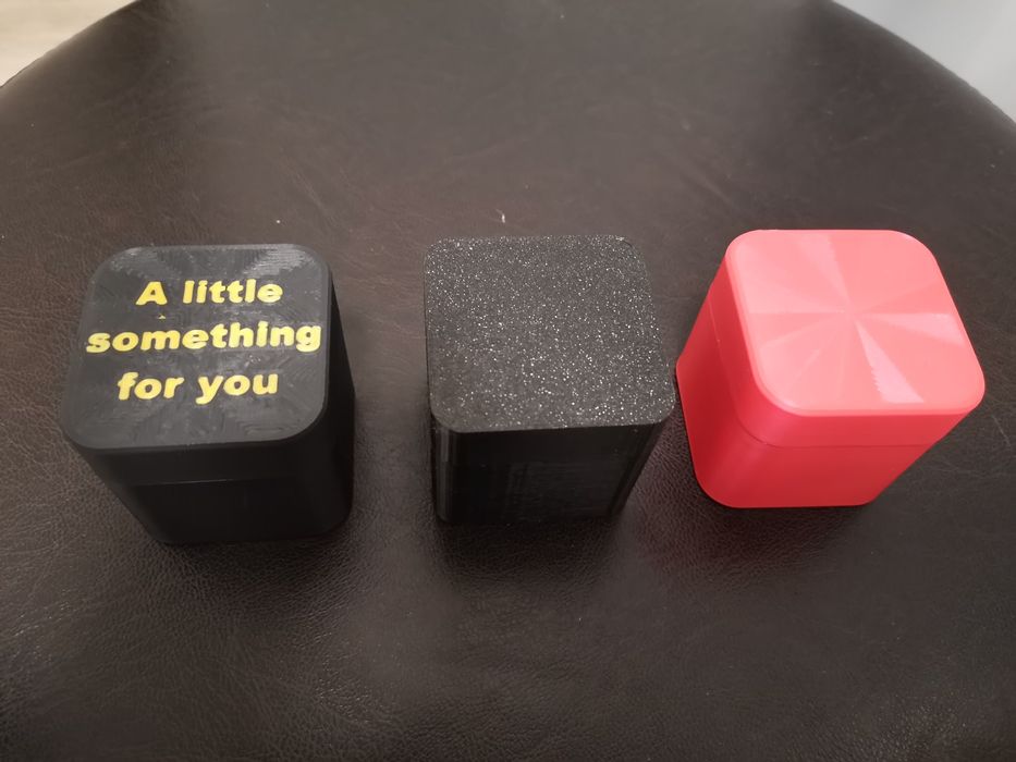 Cutiuță cu "surprize"