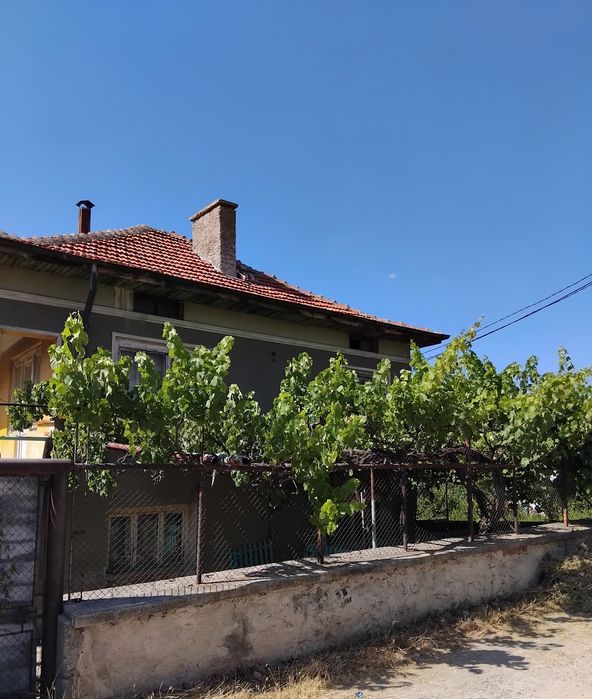 Продава се Къща в Сапарева баня - 170 кв.м за 942 €/кв.м - Снимка #1