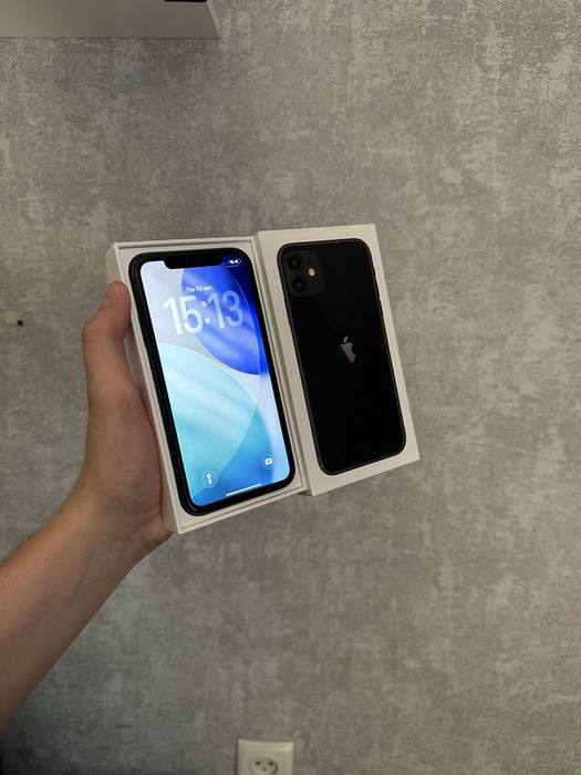 Продам айфон 11 на 64