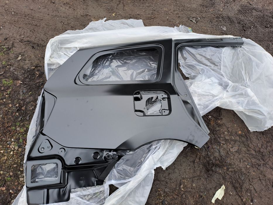 Aripa Dr.Spate si Portiera St.Dr. Spate Originale Logan Mcv 2