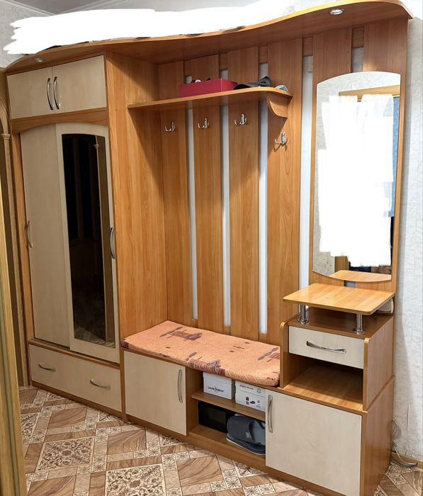 Шкаф для прихожей