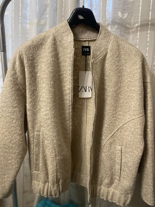Бомбер  Zara