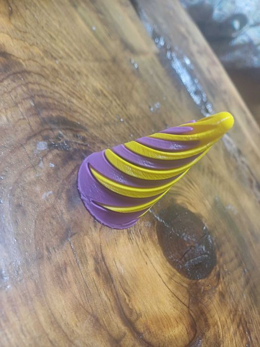 Jucarie Spiral Passthrough cone