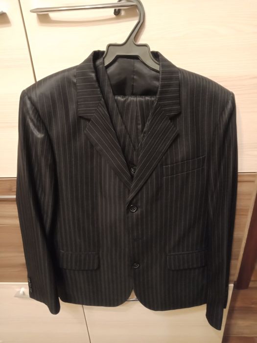 Продам костюм  набор рост150- 160