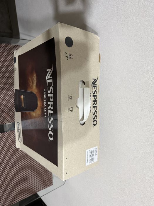 Nespresso Essenza Mini De’Longhi