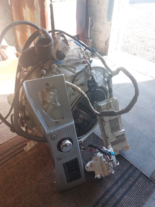 Продаю по запчастям