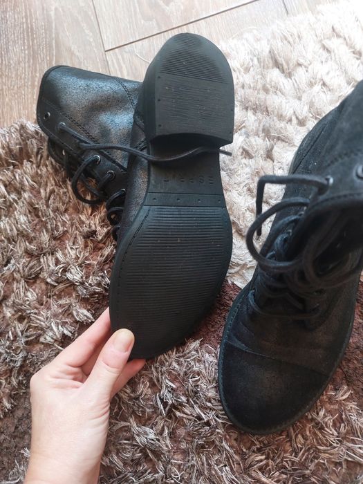 Esprit боти 37 номер