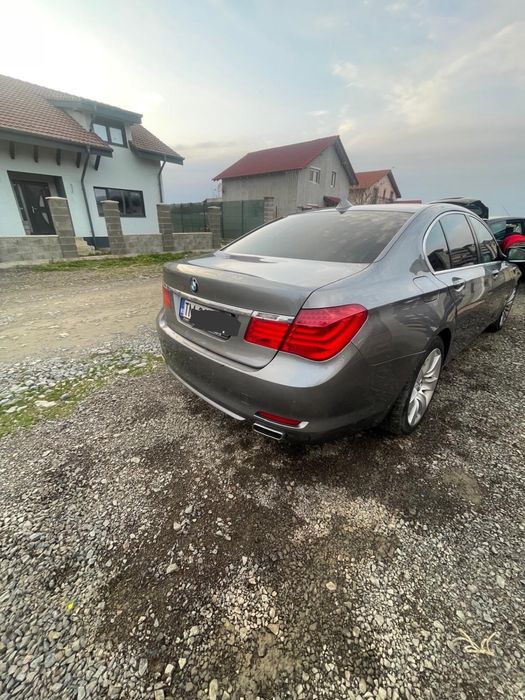 BMW 7 Series 2010 — imagine 4