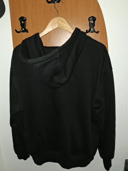 Vând hanorac cu fermoar P&B