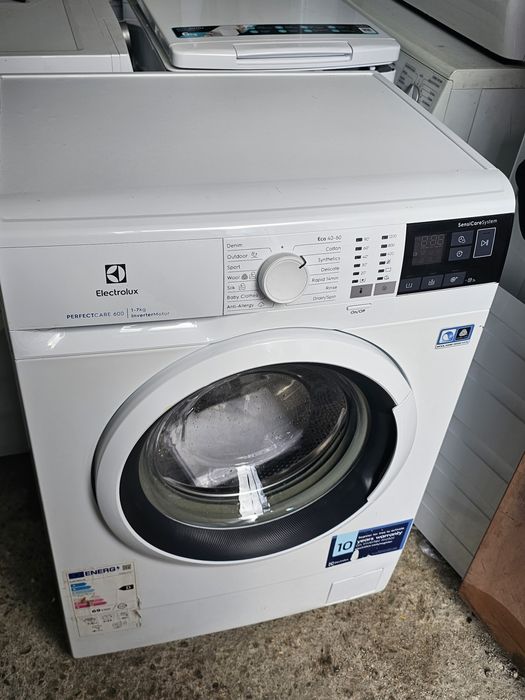 Masina de spalat Electrolux PerfectCare 600, 7 kg, inverter, stare buna