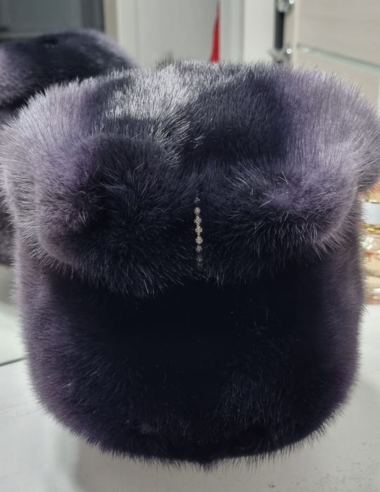 Продам шапку норковую