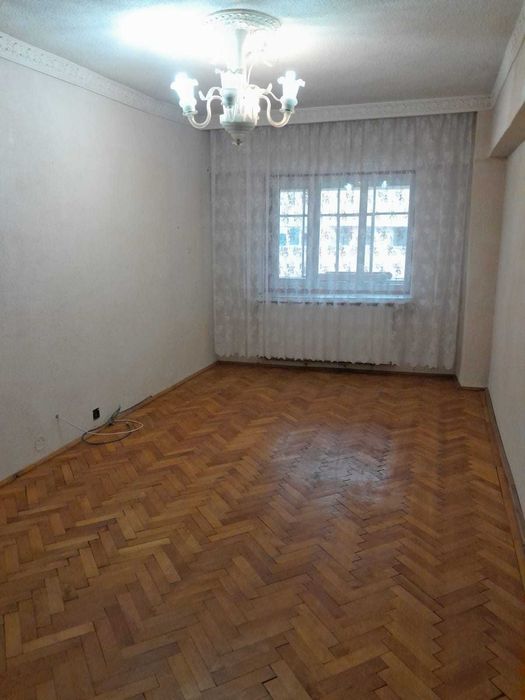 Apartament de vanzare ultracentral, 2 camere, Targu-Jiu